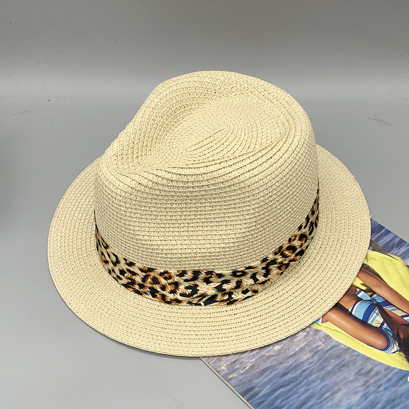 Women’s Summer Beach Sun Hat British Vintage Leopard Print Flat Brim Paper Straw Hat Elegant Fashion Vacation Fedora Cap